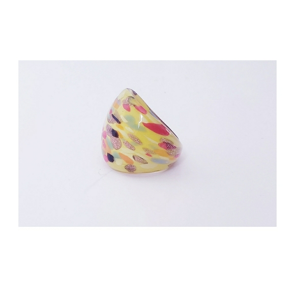 YELLOW MULTI COLOR SPECKLED GLASS MURANO RING SIZE 8 NWOT - Picture 2 of 2